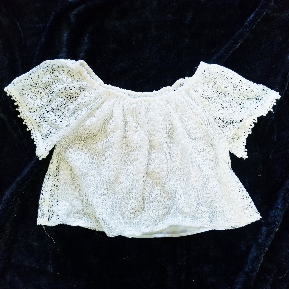 Hollister Lace off the Shoulder Crop Top